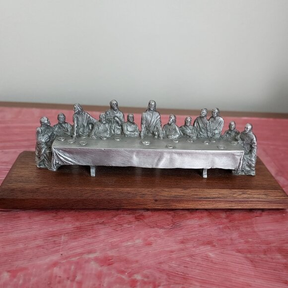 Miniature Pewter Last Supper on Wood Base - Picture 1 of 16
